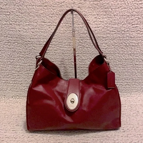 Coach Carlyle Smooth Leather Merlot Shoulder Bag Purse - Picture 1 of 13
